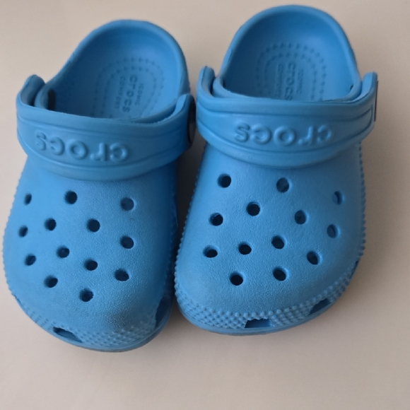 CROCS Blue Sandals Lightweight and Comfortable - Picture 1 of 1